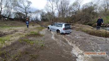 Фото Трофи-лайф 4х4 покатушка Радужный Водопад 30.04.22 - 147.jpg