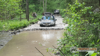Фото Трофи-лайф 4х4 покатушка Новоистринские Просеки 04.06.22 - 599.jpg