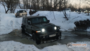 Фото Трофи-лайф 4х4 покатушка Радужный Водопад 06.01.23 - 136.jpg