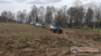 Фото Трофи-лайф 4х4 покатушка Радужный Водопад 30.04.22 - 131.jpg