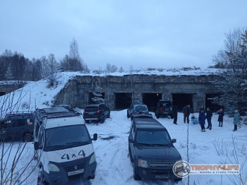 Фото Трофи-лайф 4х4 покатушка Радужный Водопад 04.02.23 - 117.jpg