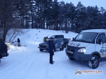Фото Трофи-лайф 4х4 покатушка Радужный Водопад 04.02.23 - 115.jpg