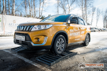 Suzuki Vitara by Кирилл Дубовской (347 из 402).jpg