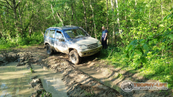 Фото Трофи-лайф 4х4 покатушка Новоистринские Просеки 04.06.22 - 920.jpg