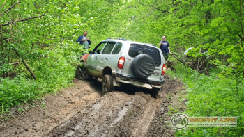 Фото Трофи-лайф 4х4 покатушка Новоистринские Просеки 04.06.22 - 571.jpg
