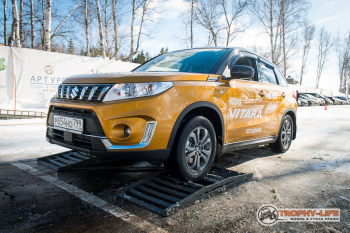 Suzuki Vitara by Кирилл Дубовской (346 из 402).jpg