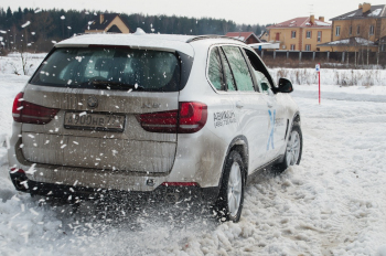 bmw-xperience15-1.jpg