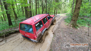 Фото Трофи-лайф 4х4 покатушка Новоистринские Просеки 04.06.22 - 831.jpg