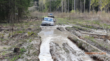 Фото Трофи-лайф 4х4 покатушка Можайские Тропы 07.05.22 - 356.jpg