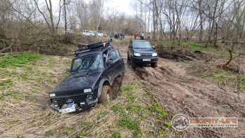 Фото Трофи-лайф 4х4 покатушка Радужный Водопад 30.04.22 - 116.jpg