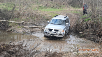 Фото Трофи-лайф 4х4 покатушка Радужный Водопад 30.04.22 - 129.jpg