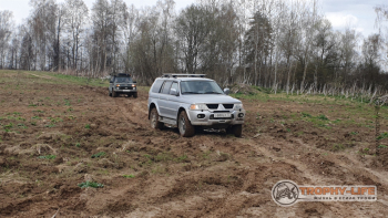 Фото Трофи-лайф 4х4 покатушка Радужный Водопад 30.04.22 - 139.jpg