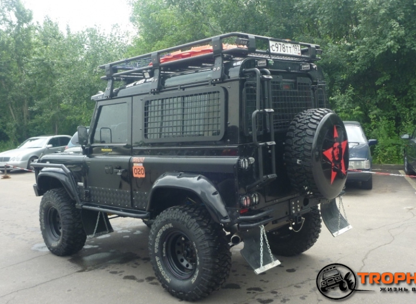 Defender 90 Супертуризм