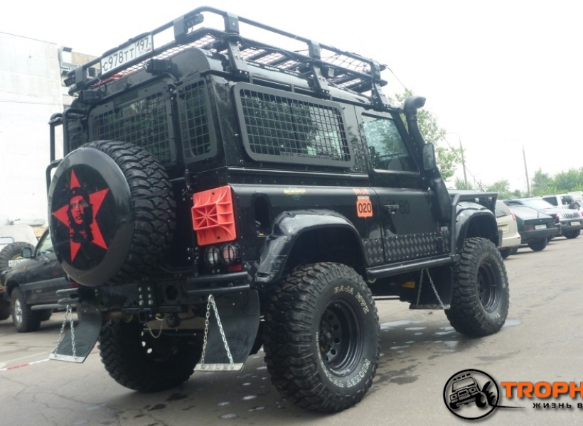 Defender 90 Супертуризм