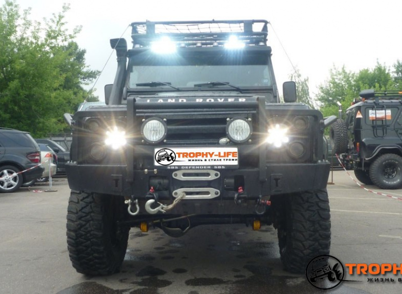Defender 90 Супертуризм