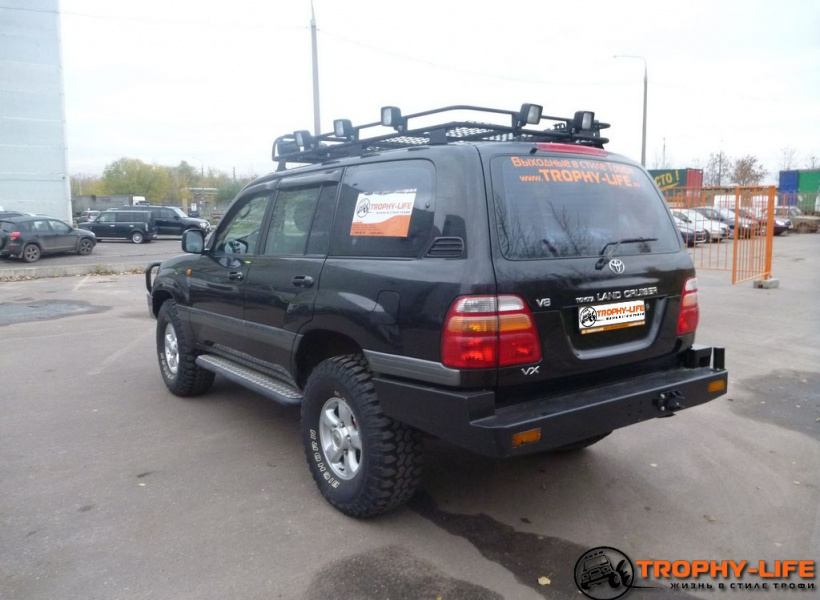 Toyota Land Cruiser 100