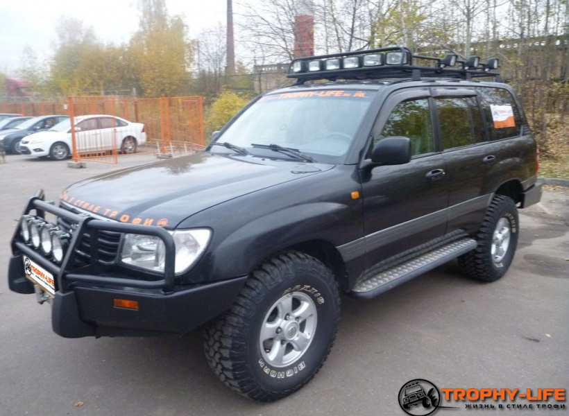 Toyota Land Cruiser 100
