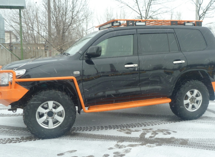 Toyota Land Cruiser 200