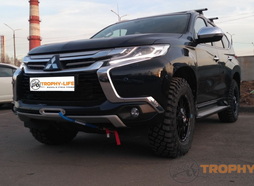 Mitsubishi Pajero Sport 3