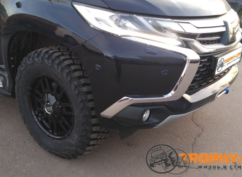 Mitsubishi Pajero Sport 3