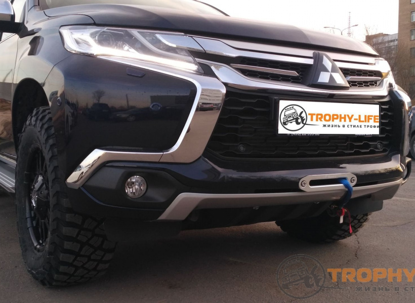 Mitsubishi Pajero Sport 3