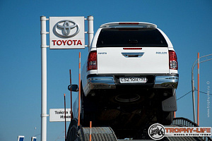 Тест-драйв автомобилей Toyota в Тойота центр Измайлово