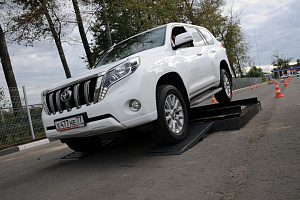 Тест-драйв Toyota LC200, LC Prado 150, Hilux 2015 в Тойота Центр Внуково