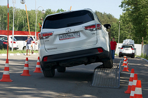 Тест-драйв Toyota