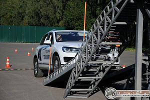 Тест-драйв BMW X3, X5, Skoda Yeti, Hyunday ix35, VW Touareg, Tiguan, Nissan X-trail 2015, Mini